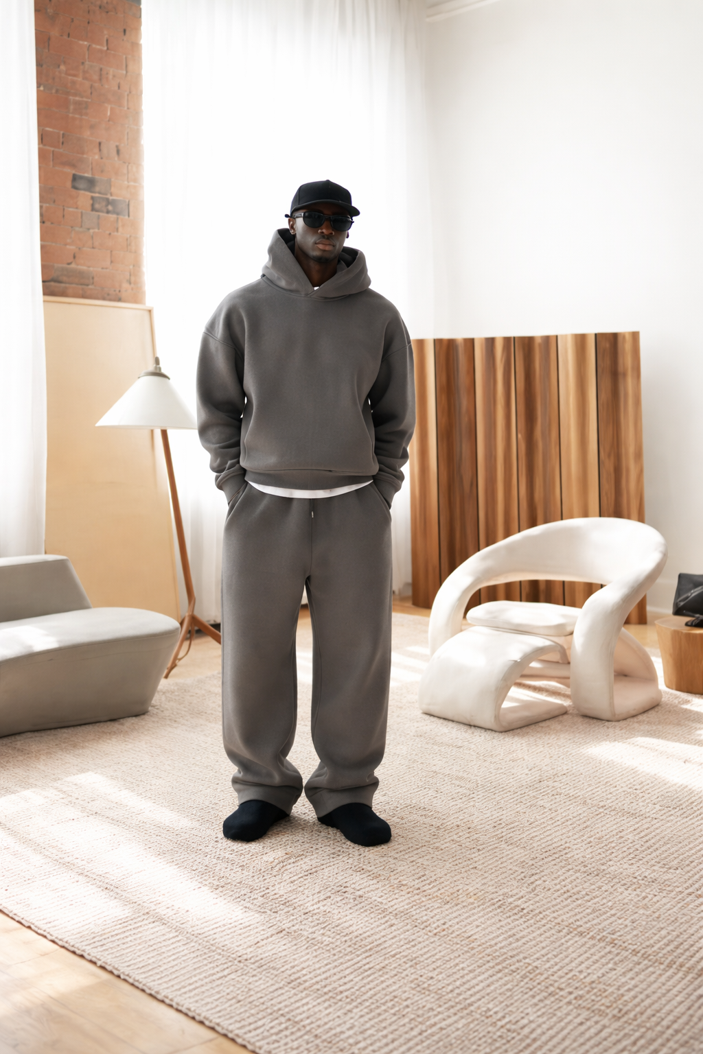 ESSENTIAL Tracksuit